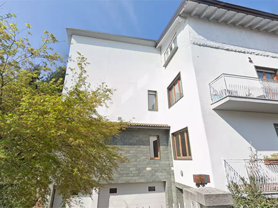 Immagine 5 di Appartamento in vendita  in Via Vincenzo Bellini a Bollate