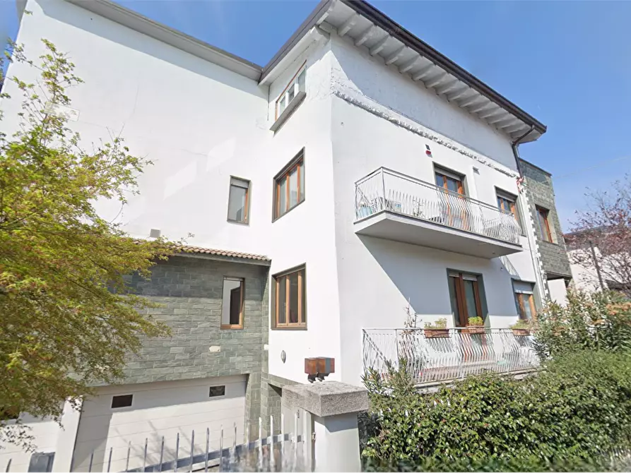 Immagine 6 di Appartamento in vendita  in Via Vincenzo Bellini a Bollate