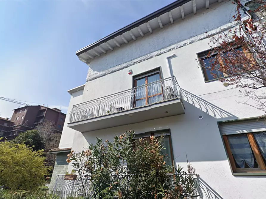 Immagine 8 di Appartamento in vendita  in Via Vincenzo Bellini a Bollate