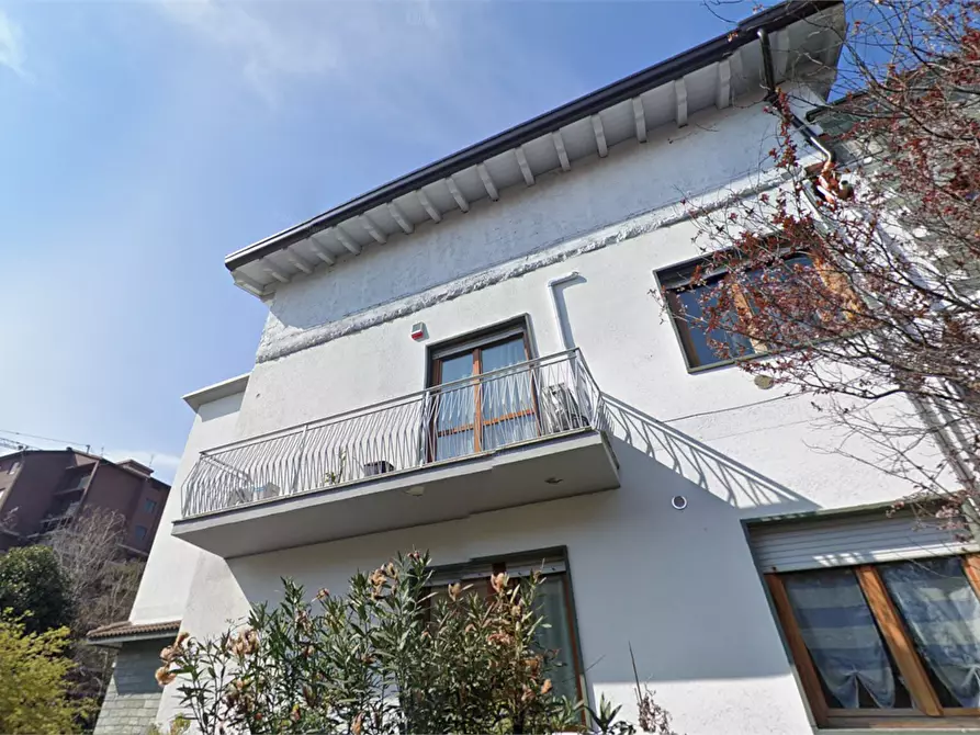 Immagine 13 di Appartamento in vendita  in Via Vincenzo Bellini a Bollate