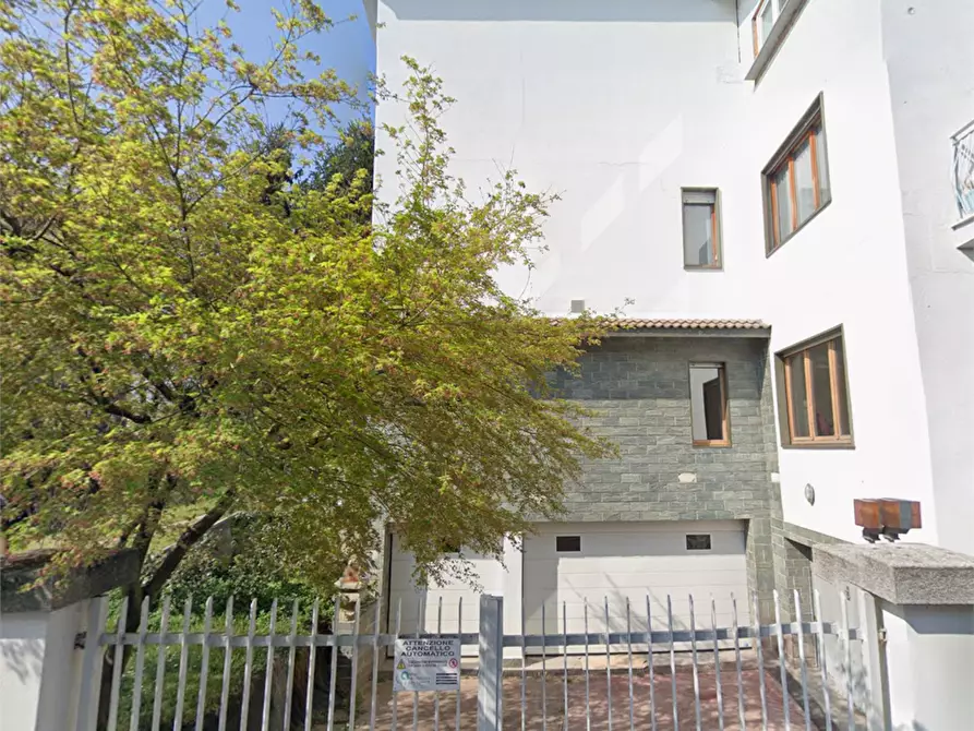 Immagine 17 di Appartamento in vendita  in Via Vincenzo Bellini a Bollate