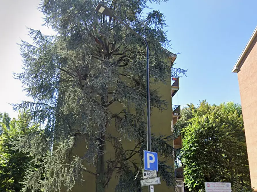 Immagine 5 di Appartamento in vendita  in Via Val di Bondo a Milano