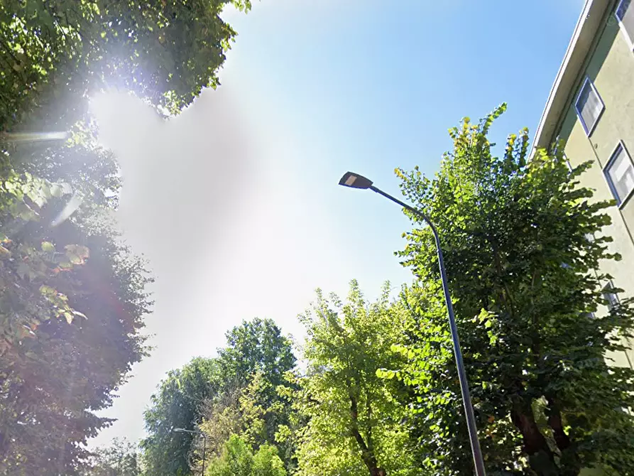 Immagine 6 di Appartamento in vendita  in Via Val di Bondo a Milano