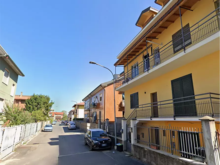 Immagine 15 di Appartamento in vendita  in Via Trebbia  a Rho