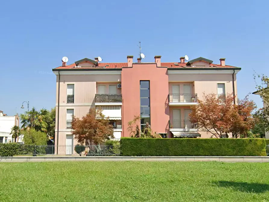 Immagine 11 di Appartamento in vendita  in Via Colli Euganei  a Saccolongo