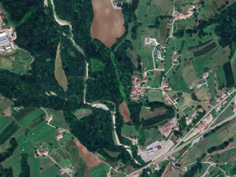 Immagine 15 di Appartamento in vendita  in Piazza San Clemente a Feltre