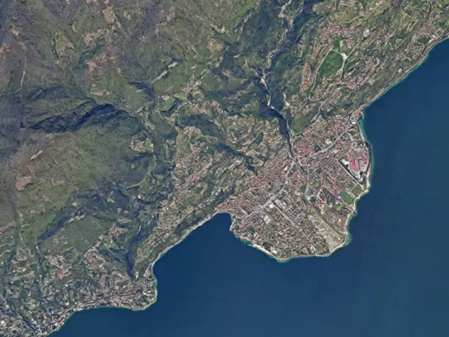 Immagine 4 di Rustico / casale in vendita  in Localita' Magnico Pezzuglio a Toscolano-Maderno