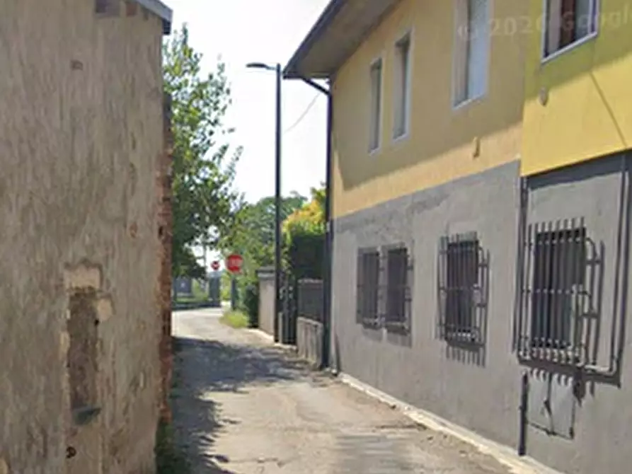 Immagine 4 di Ufficio in vendita  in Str. della Genovesa a Verona