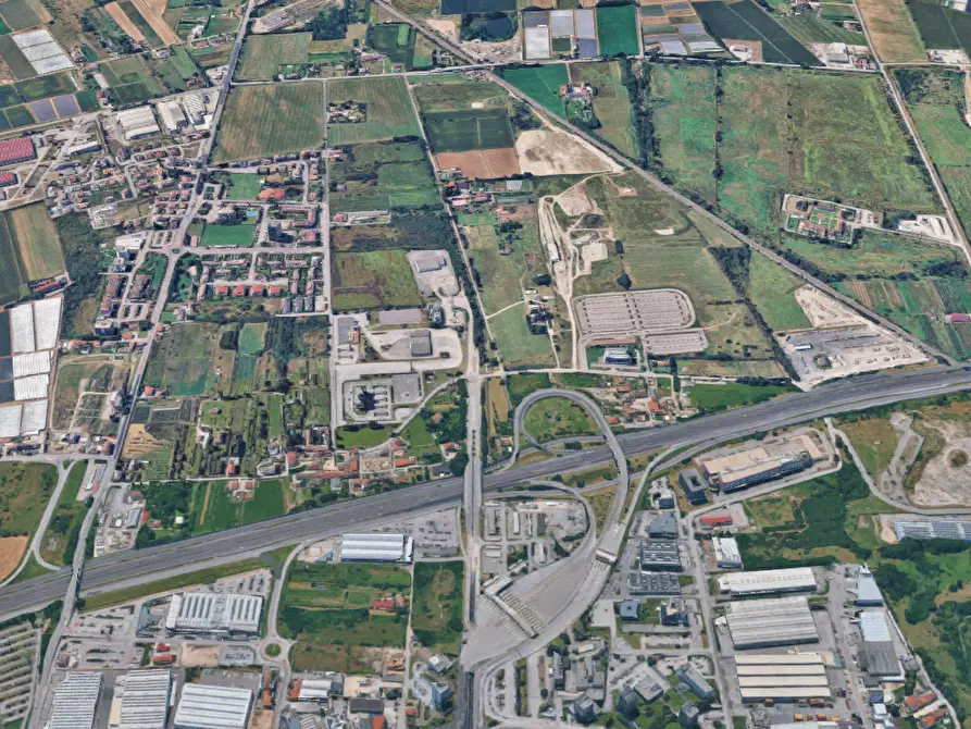 Immagine 7 di Ufficio in vendita  in Str. della Genovesa a Verona