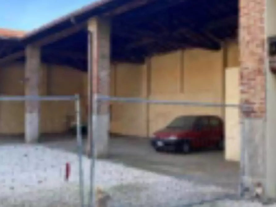 Immagine 6 di Stabile in vendita  in Via San Giacomo  a Rezzato