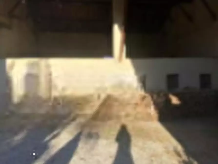 Immagine 12 di Stabile in vendita  in Via San Giacomo  a Rezzato