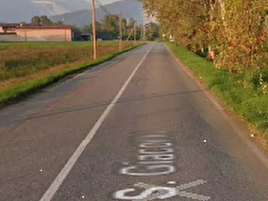 Immagine 18 di Stabile in vendita  in Via San Giacomo  a Rezzato