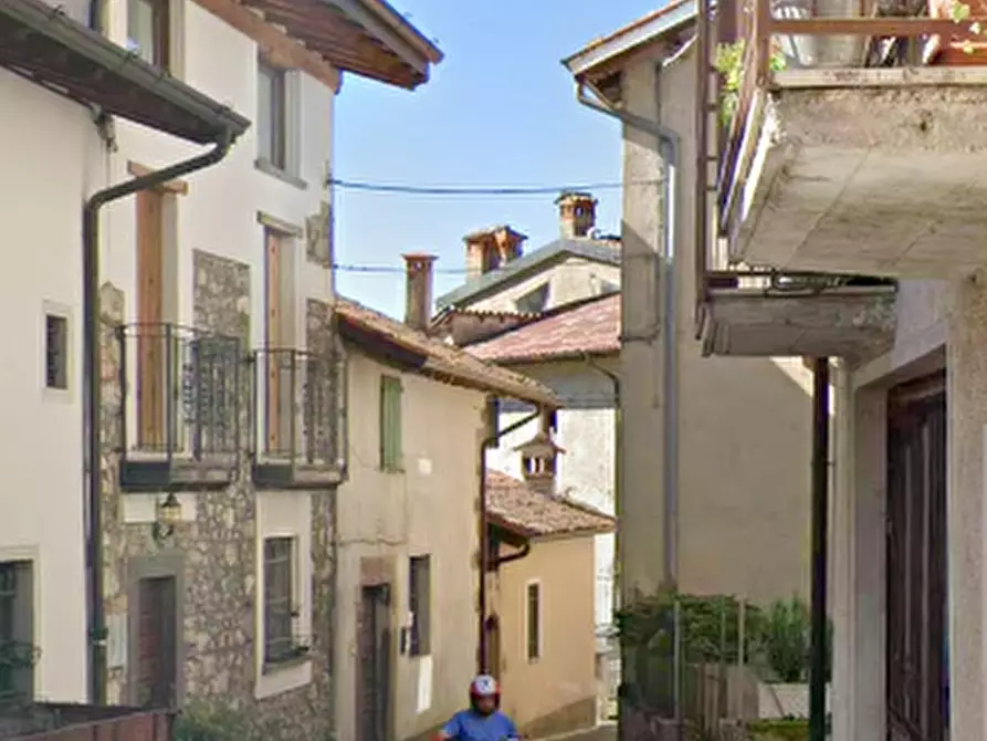 Immagine 10 di Appartamento in vendita  in via Tizio a Collio