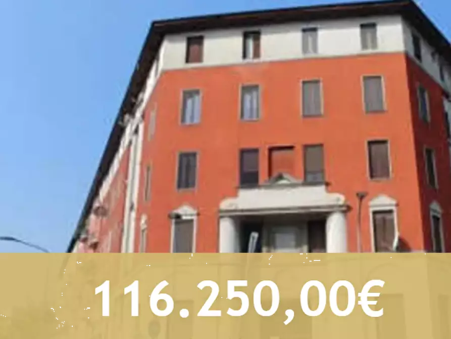 Immagine 1 di Appartamento in vendita  in Via Polesine a Milano