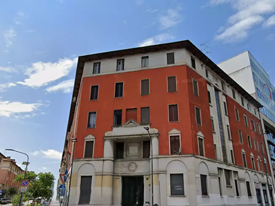Immagine 12 di Appartamento in vendita  in Via Polesine a Milano
