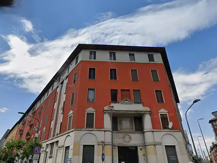 Immagine 15 di Appartamento in vendita  in Via Polesine a Milano