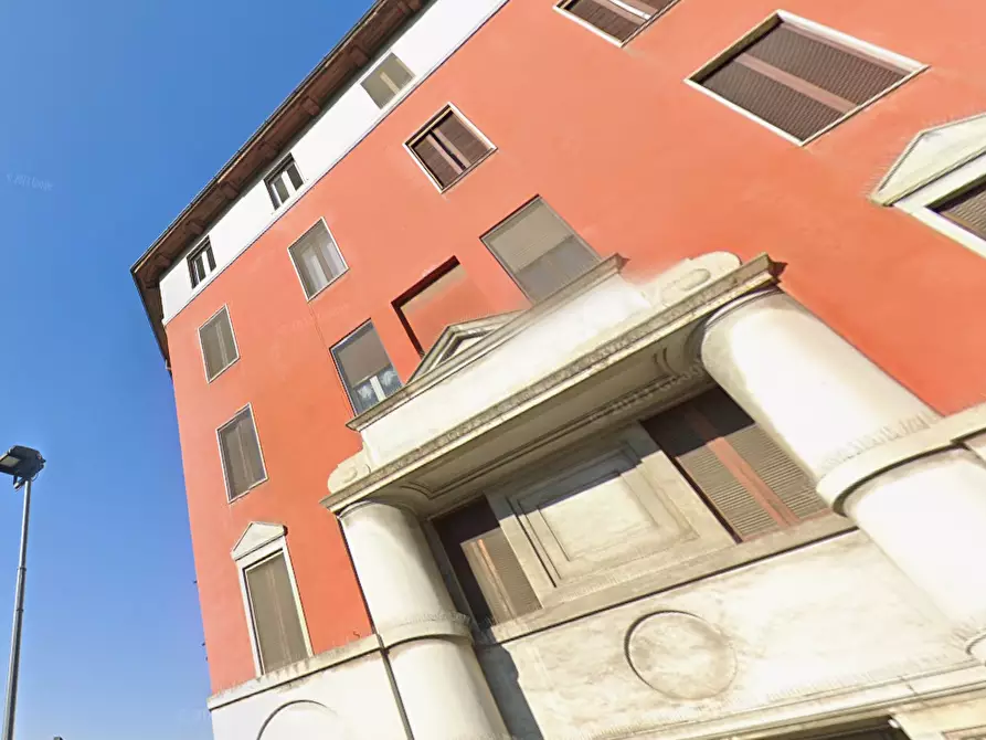 Immagine 17 di Appartamento in vendita  in Via Polesine a Milano