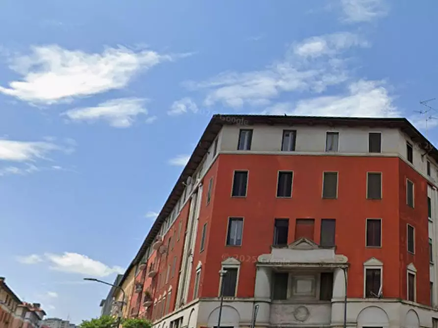 Immagine 19 di Appartamento in vendita  in Via Polesine a Milano