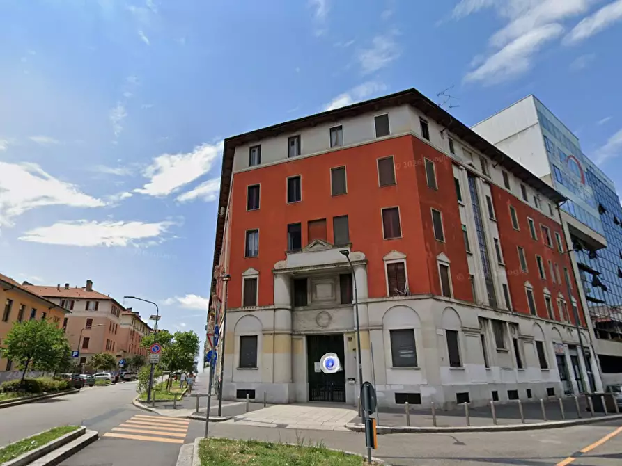 Immagine 20 di Appartamento in vendita  in Via Polesine a Milano