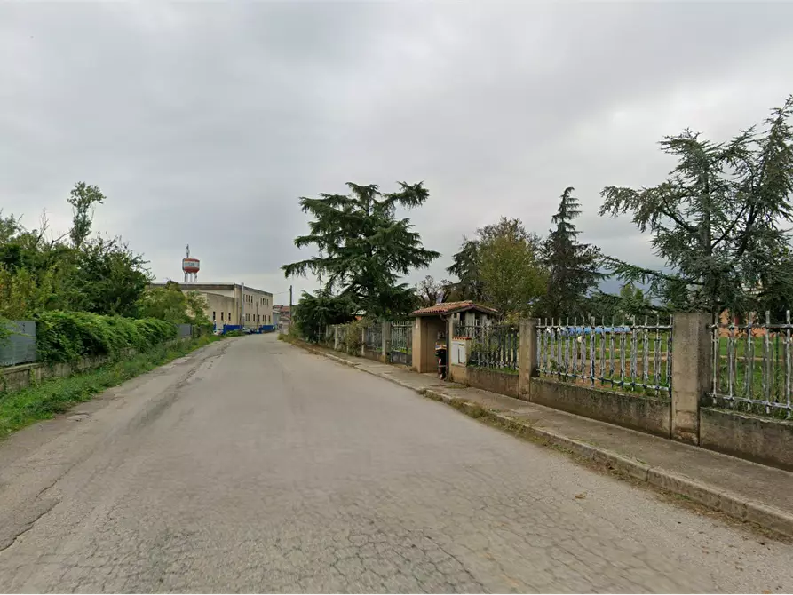 Immagine 11 di Porzione di villa in vendita  in Via Industriale a Rezzato