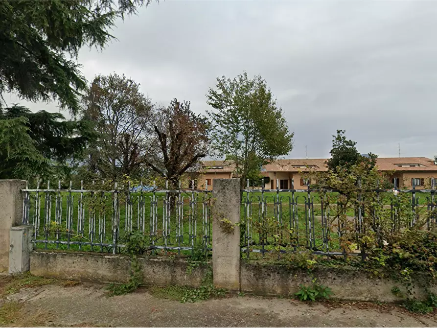 Immagine 14 di Porzione di villa in vendita  in Via Industriale a Rezzato