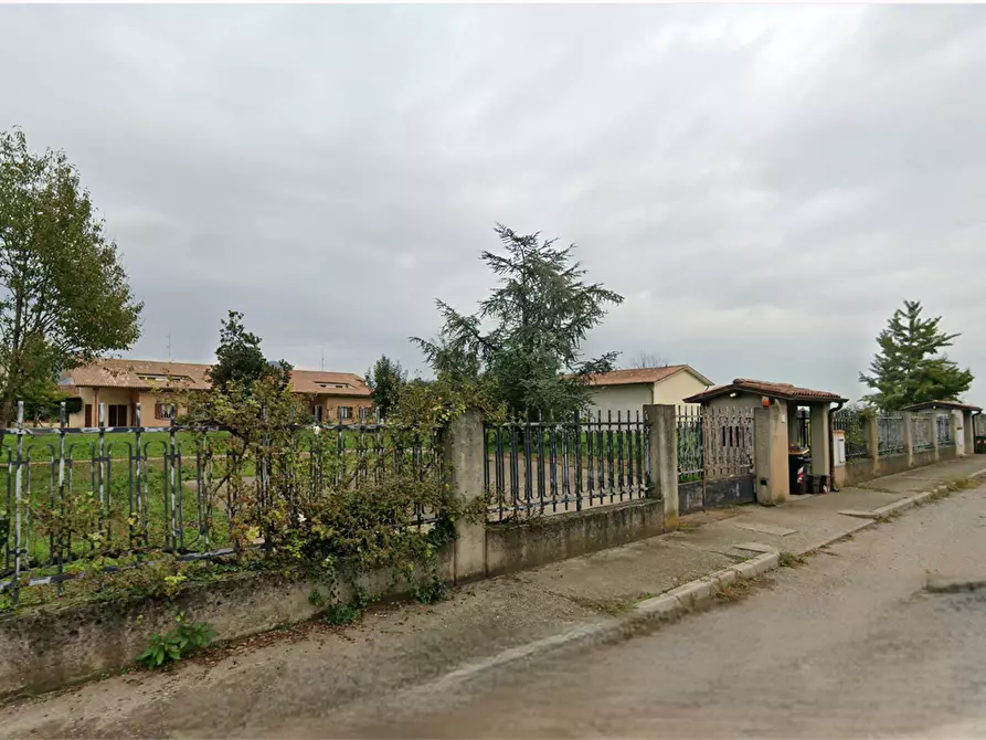 Immagine 19 di Porzione di villa in vendita  in Via Industriale a Rezzato