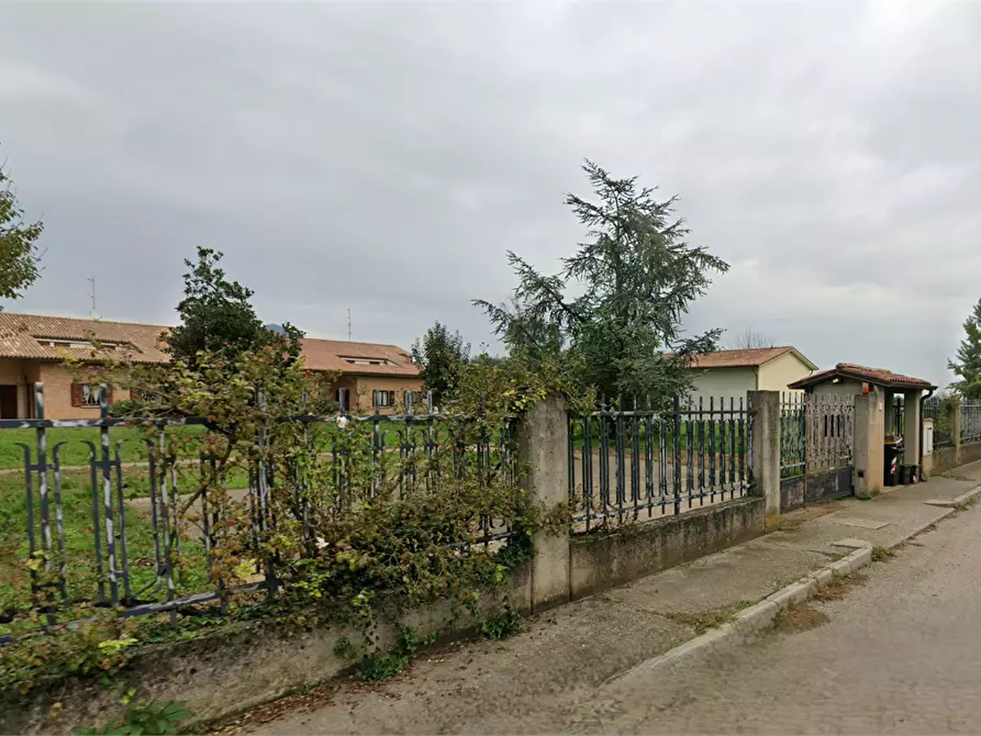 Immagine 26 di Porzione di villa in vendita  in Via Industriale a Rezzato
