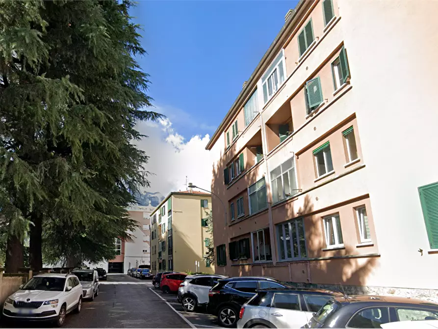 Immagine 9 di Appartamento in vendita  in Via Magenta a Lecco