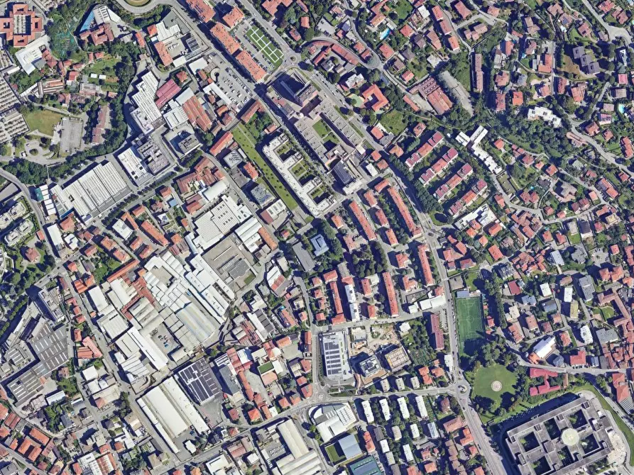 Immagine 29 di Appartamento in vendita  in Via Magenta a Lecco