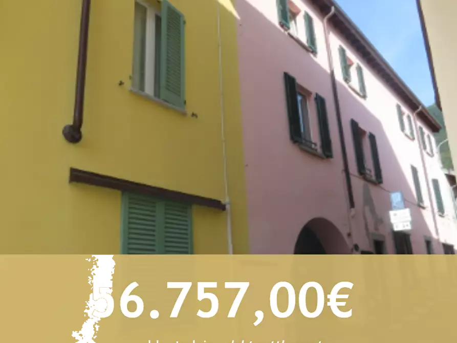 Immagine 1 di Appartamento in vendita  in Via Antonio Stoppani a Valmadrera