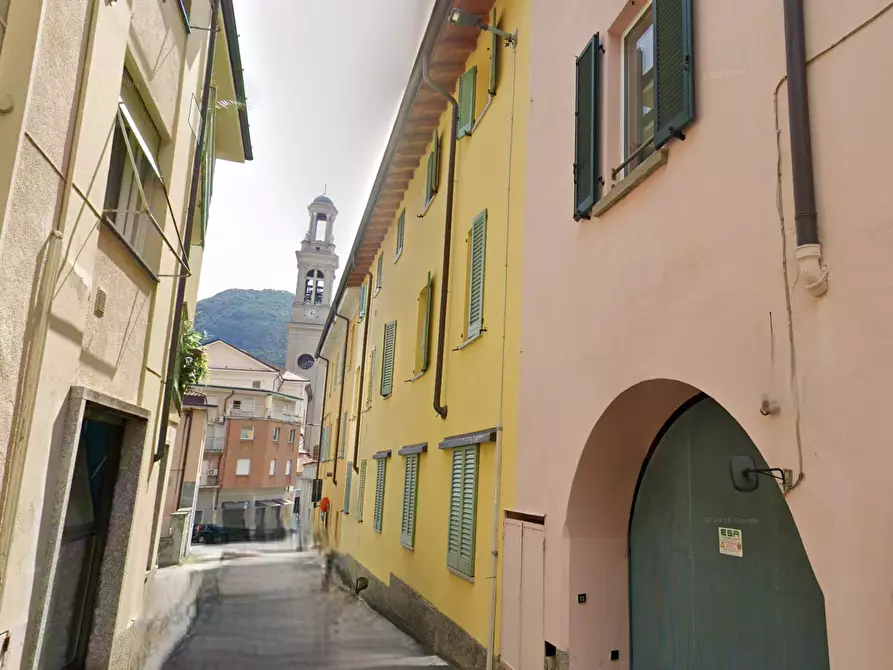Immagine 2 di Appartamento in vendita  in Via Antonio Stoppani a Valmadrera