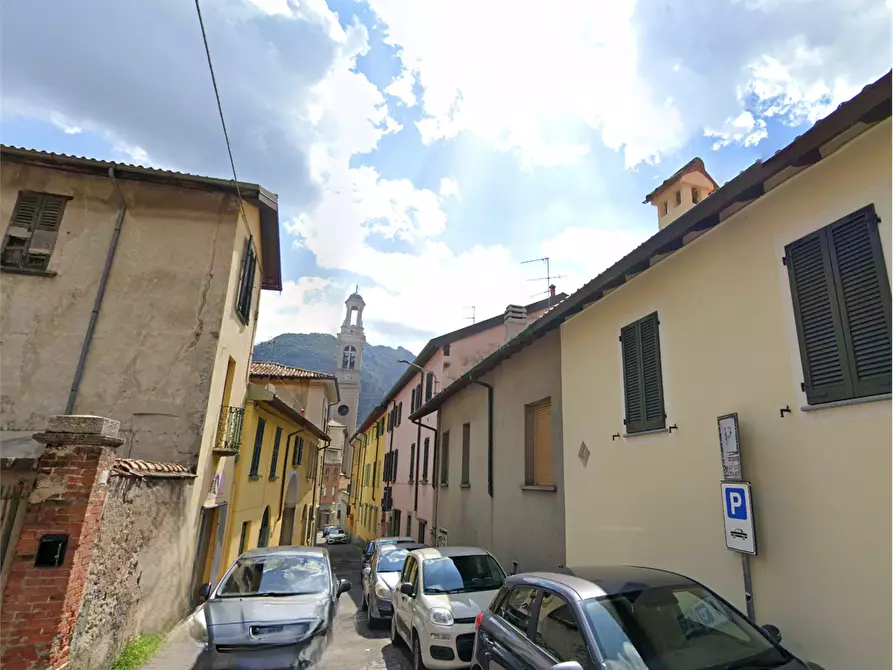 Immagine 8 di Appartamento in vendita  in Via Antonio Stoppani a Valmadrera