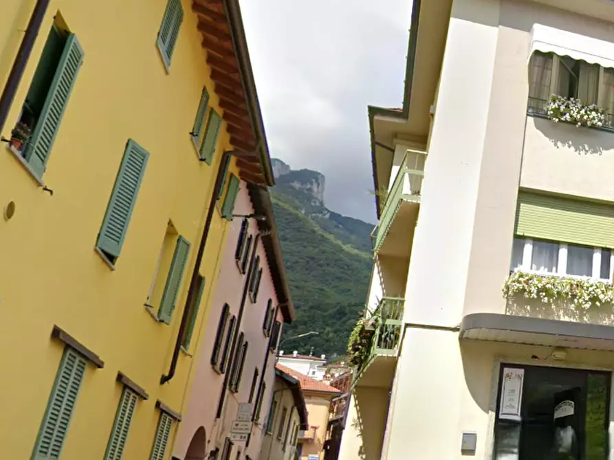 Immagine 9 di Appartamento in vendita  in Via Antonio Stoppani a Valmadrera