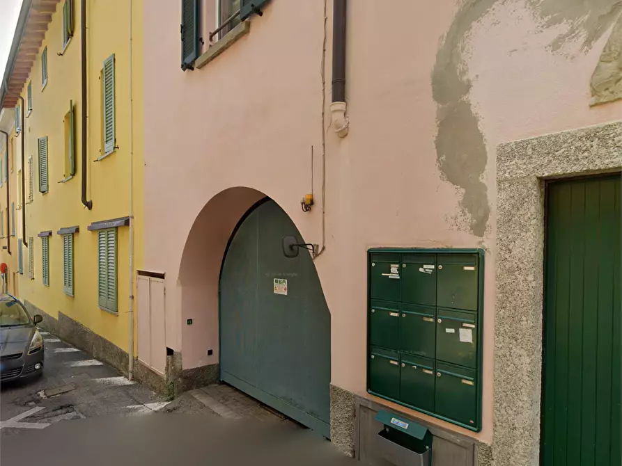 Immagine 12 di Appartamento in vendita  in Via Antonio Stoppani a Valmadrera