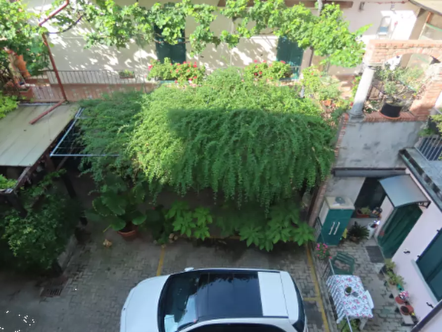 Immagine 16 di Appartamento in vendita  in Via Antonio Stoppani a Valmadrera