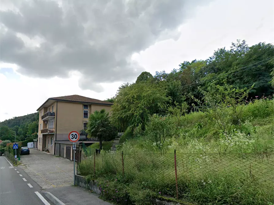 Immagine 13 di Appartamento in vendita  in Via C. Cantù a Olgiate Molgora