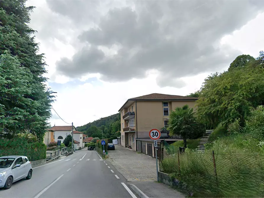 Immagine 15 di Appartamento in vendita  in Via C. Cantù a Olgiate Molgora