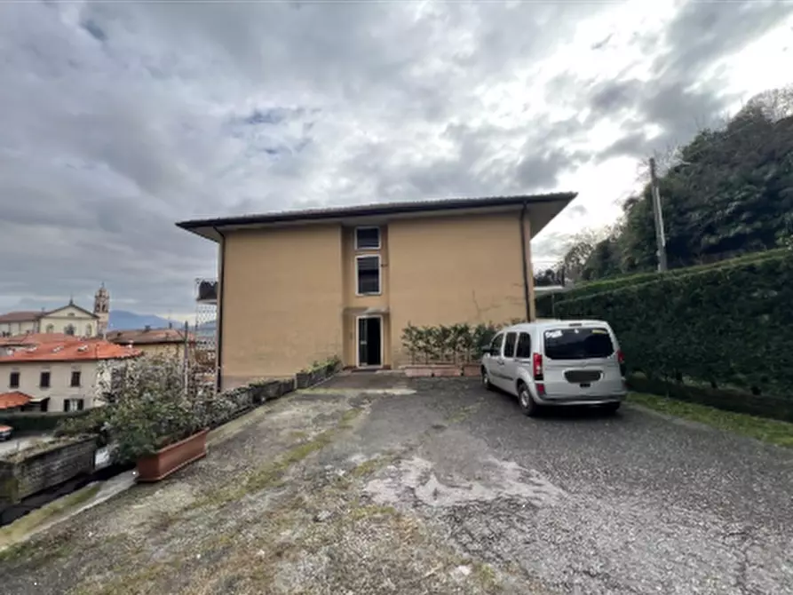 Immagine 24 di Appartamento in vendita  in Via C. Cantù a Olgiate Molgora