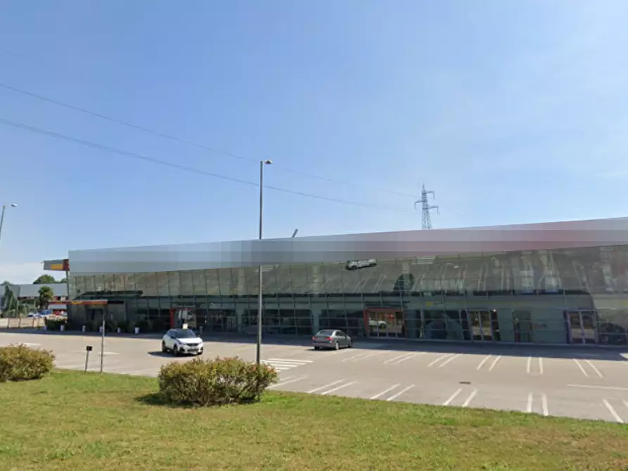 Immagine 3 di Capannone industriale in vendita  in Via Udine a Vigonza