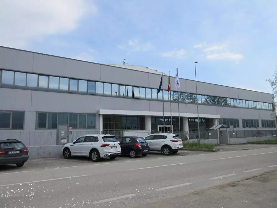 Immagine 6 di Capannone industriale in vendita  in Via Bacchiglione a Isola Vicentina