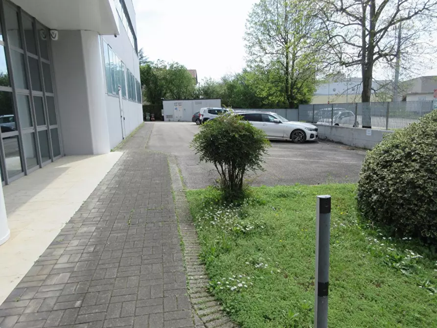 Immagine 9 di Capannone industriale in vendita  in Via Bacchiglione a Isola Vicentina