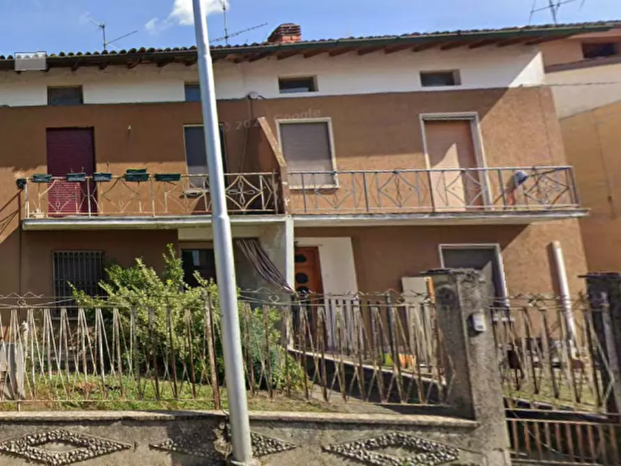 Immagine 3 di Casa bifamiliare in vendita  in Via Luigi Cadorna a Quinzano D'oglio