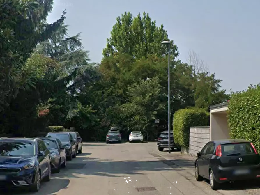 Immagine 12 di Villa in vendita  in Via Gino Marini a Lodi