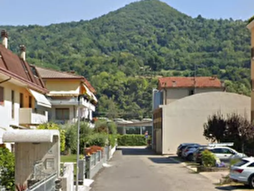 Immagine 6 di Terreno edificabile in vendita  in Via Ludovico Ariosto a Chiampo