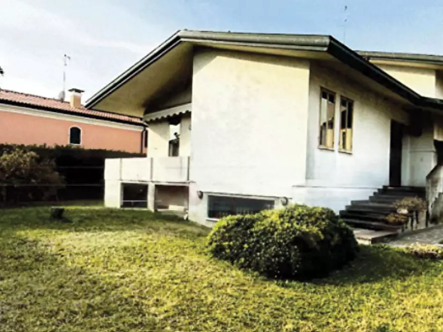 Immagine 4 di Casa indipendente in vendita  in Via Breo  a Piove Di Sacco