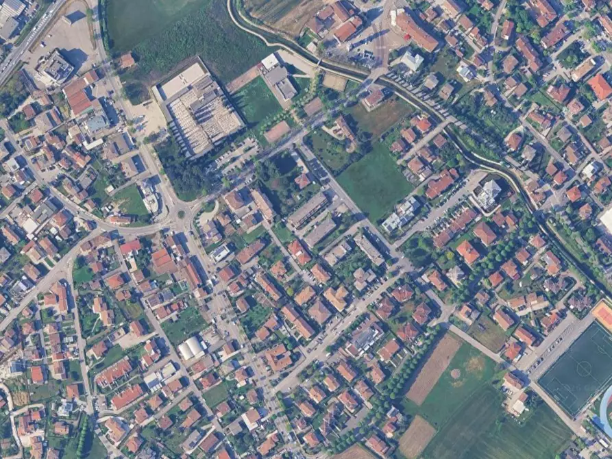 Immagine 17 di Magazzino in vendita  in Via Italia  a San Vendemiano