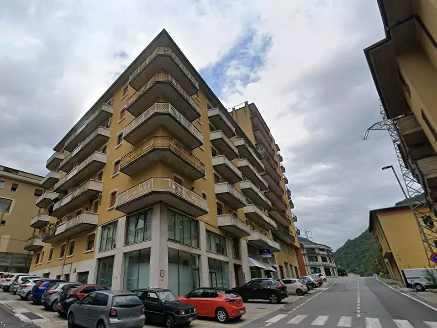 Immagine 15 di Appartamento in vendita  in Via Massimo D'Azeglio a Lumezzane