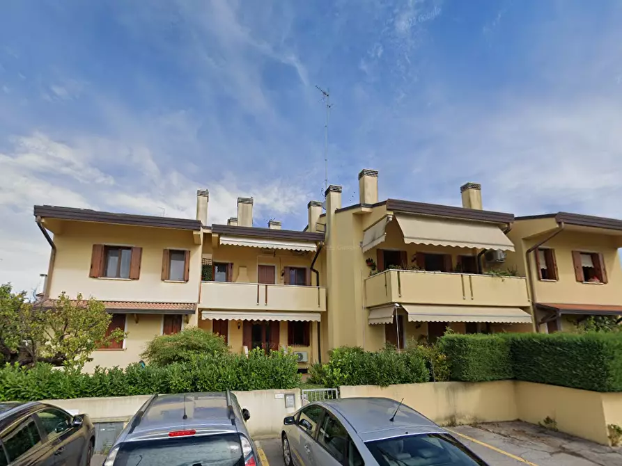 Immagine 7 di Appartamento in vendita  in Via Santa Bona Vecchia a Treviso