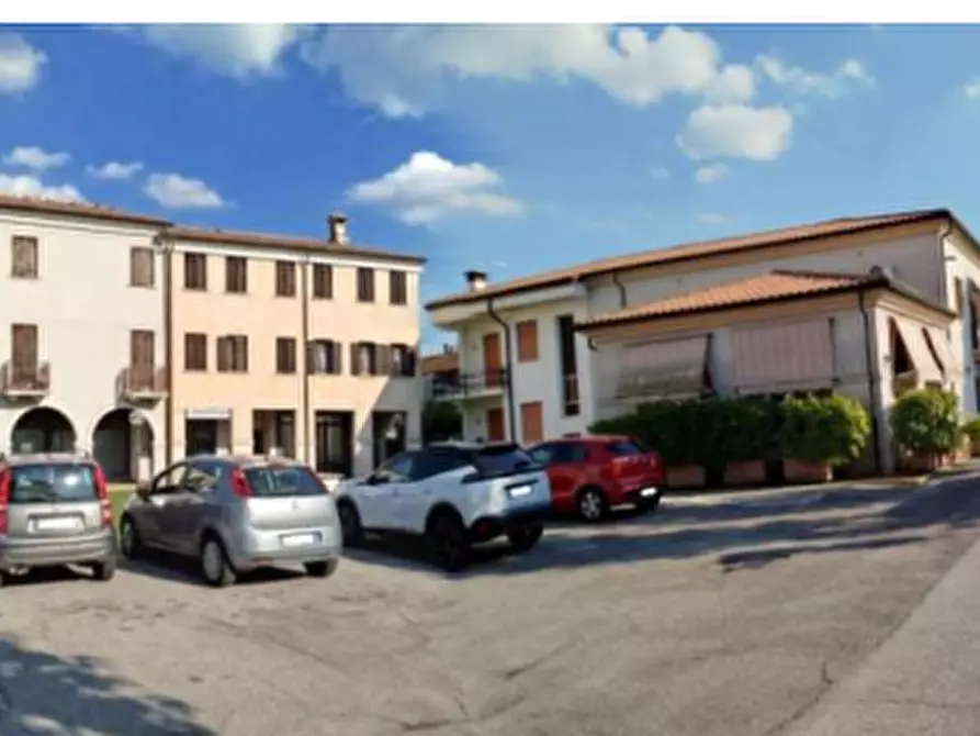Immagine 3 di Appartamento in vendita  in Via F.lli Pinarello a Loria