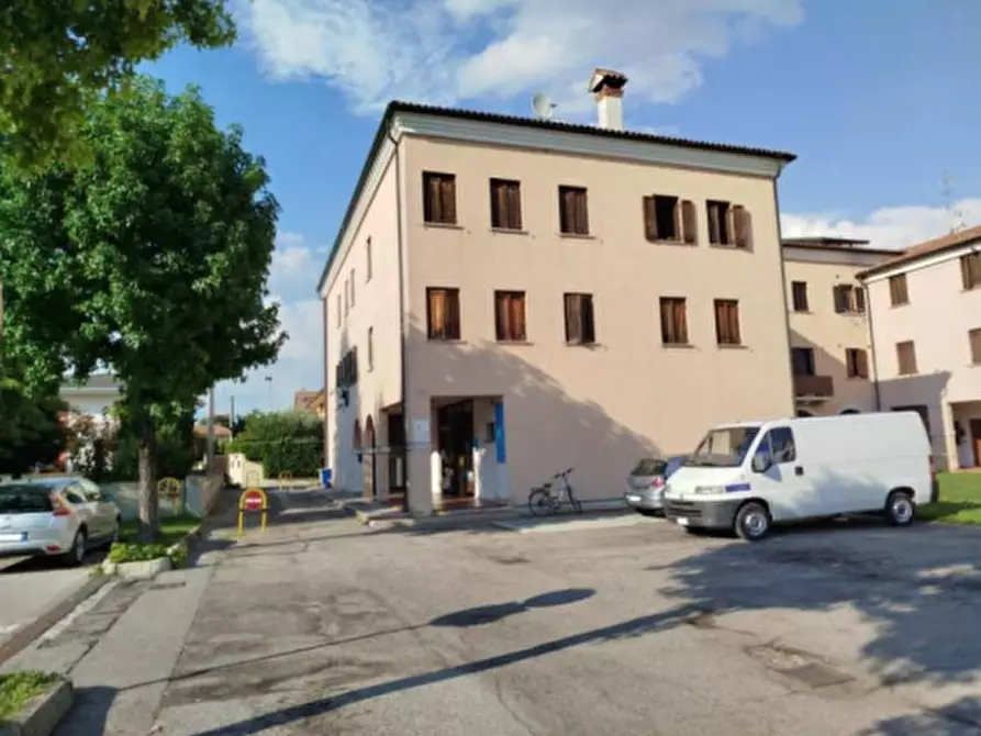 Immagine 5 di Appartamento in vendita  in Via F.lli Pinarello a Loria